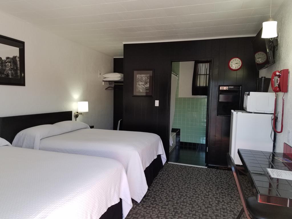 קאסטר Rocket Motel מראה חיצוני תמונה