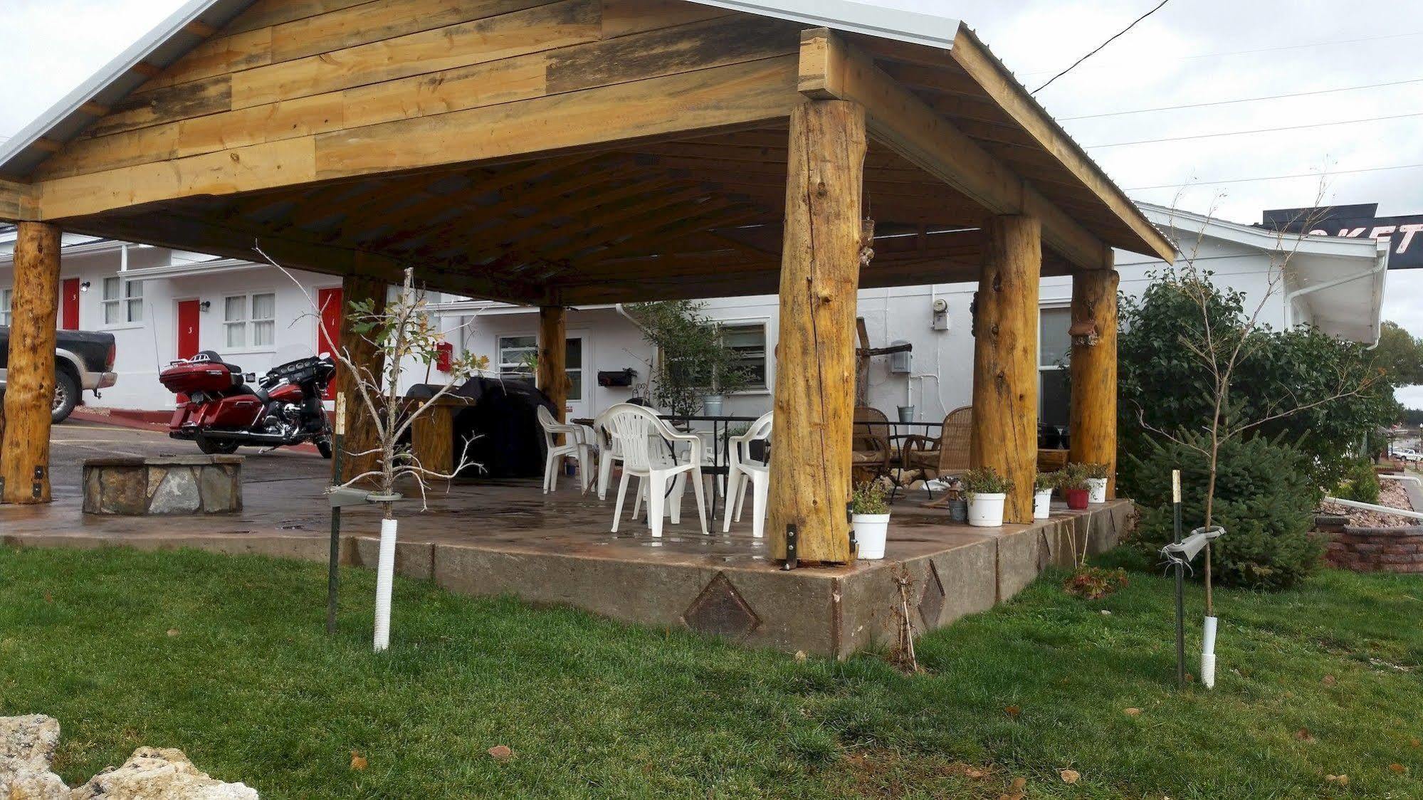 קאסטר Rocket Motel מראה חיצוני תמונה